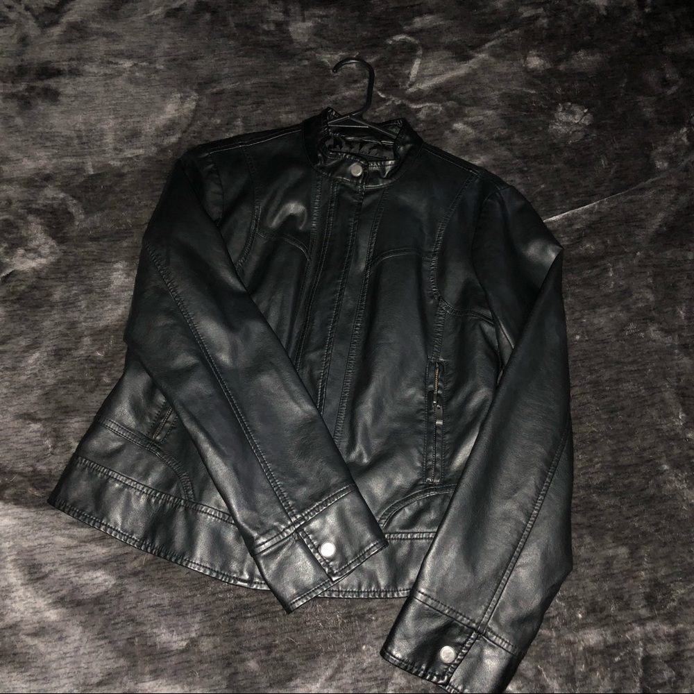 Bernardo Leather jacket. Never worn.